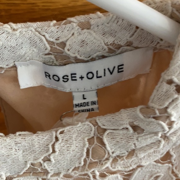 Lacy tank top,beige under blouse.  One piece. - Picture 4 of 4